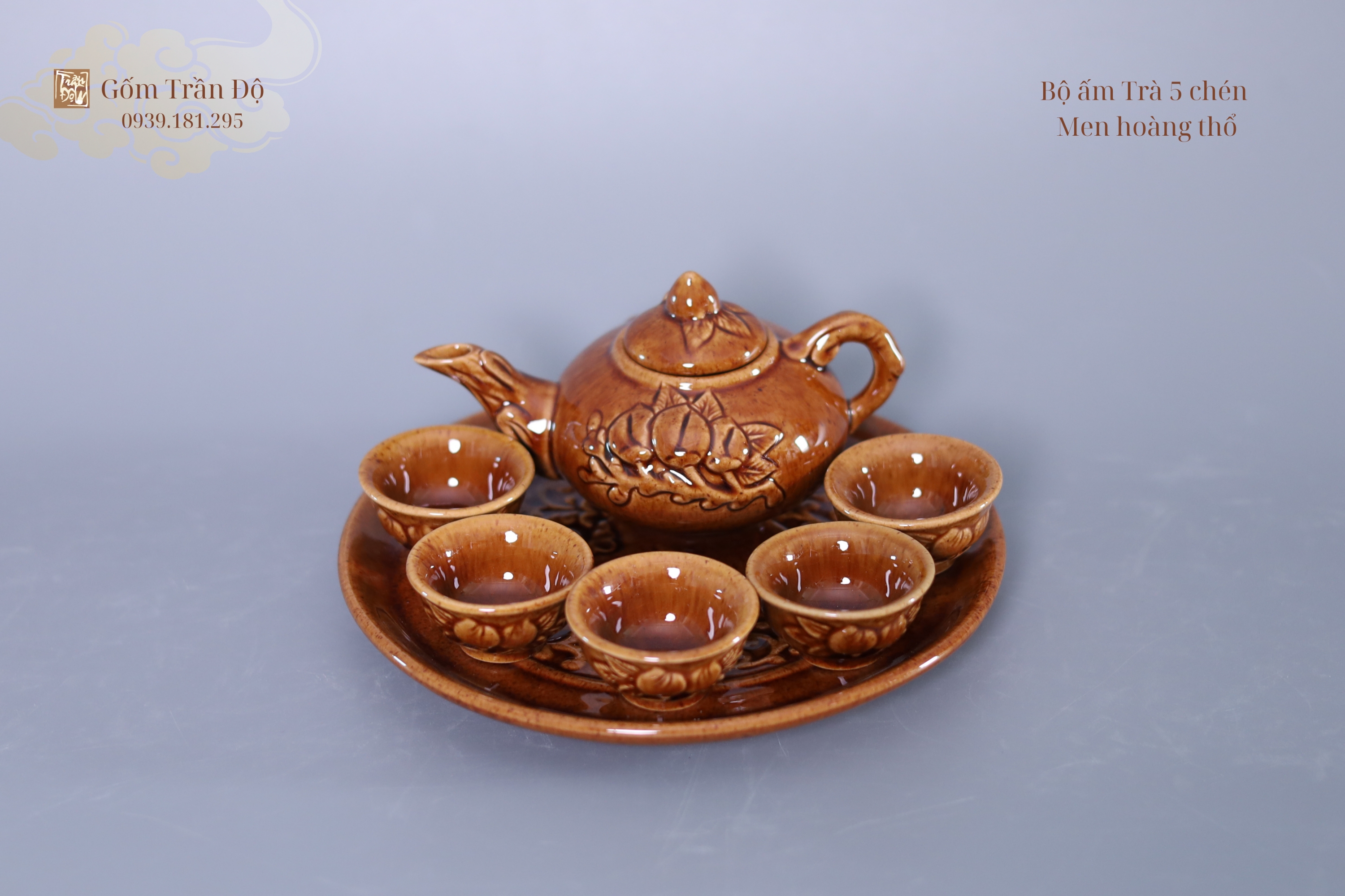 Bộ ấm trà Men Hoàng Thổ